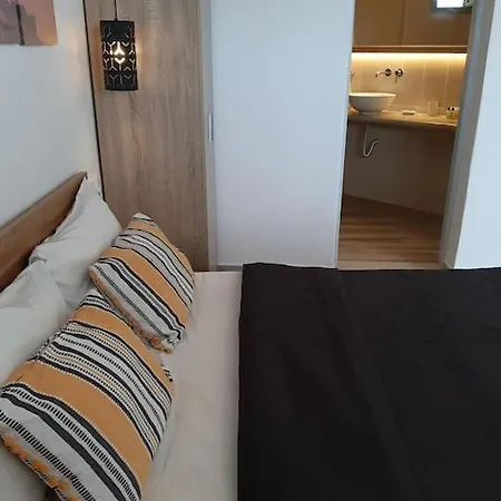 公寓 House For 2 People In A Vineyard Emporio (Santorini)